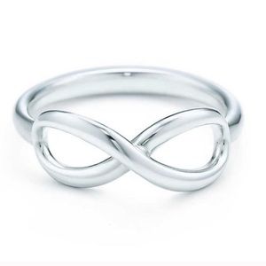 Tiffany & Co Infinity Ring